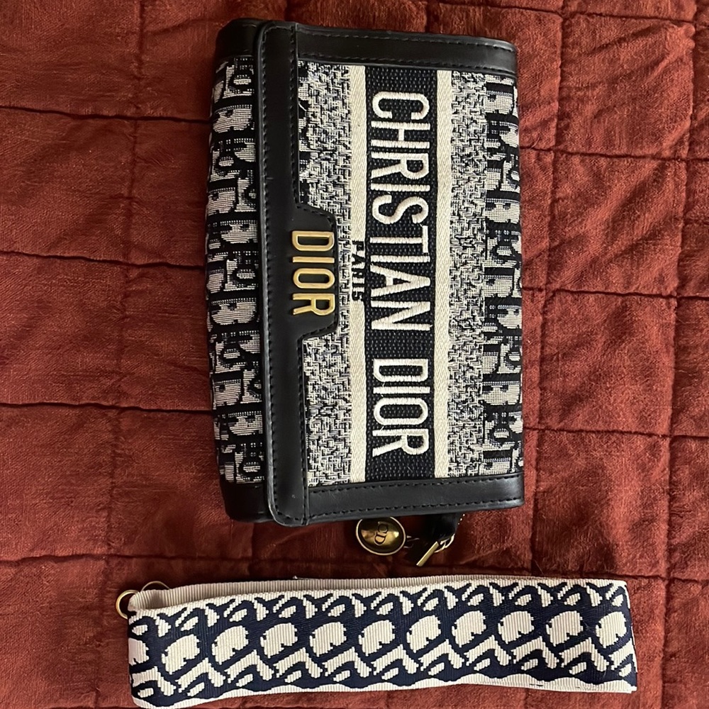 Christian Dior Crossbody with double sided straps